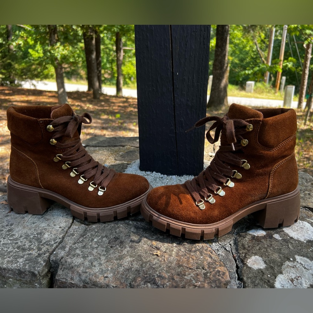 Steve Madden Brown Lace Up Suede Boots